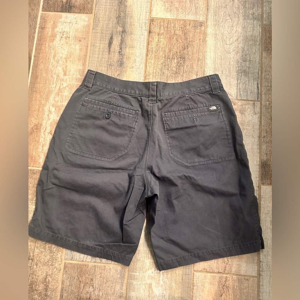 Men's North Face Grey Chino Shorts - Picture 6 of 6